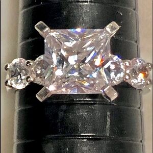 Stunning Costume Ring